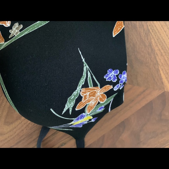 Knix — WingWoman contour - Picture 4 of 6